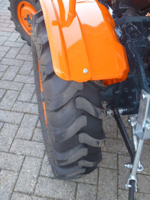 Kubota B7001 4wd - Afbeelding 15