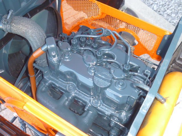 Kubota B7001 4wd - Afbeelding 18