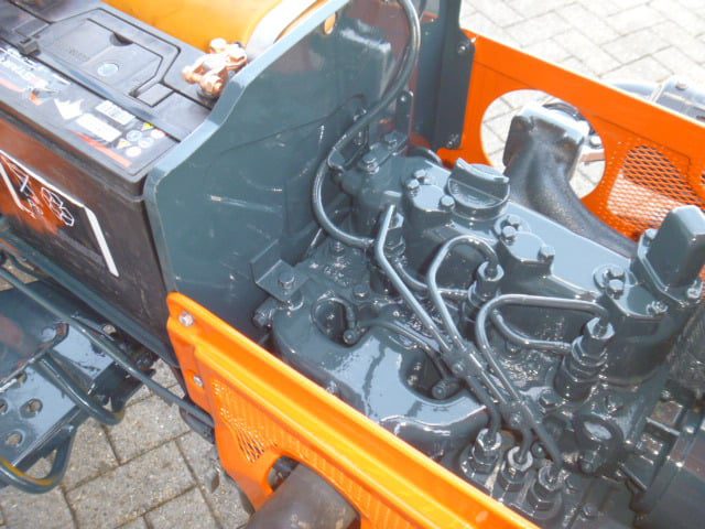 Kubota B7001 4wd - Afbeelding 19