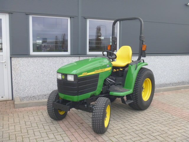 John Deere 4310 4wd HST