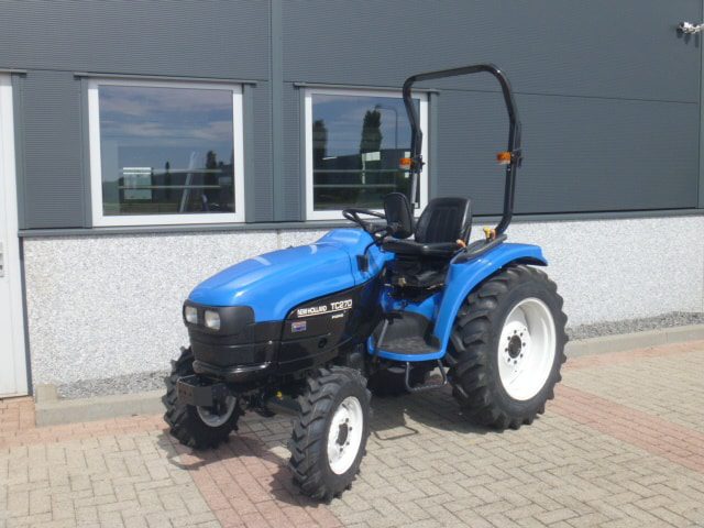 New Holland TC27 4wd