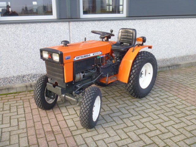 Mitsubishi MT372 4wd