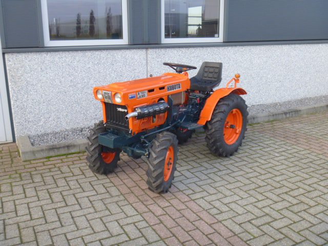 Kubota B7001 4wd