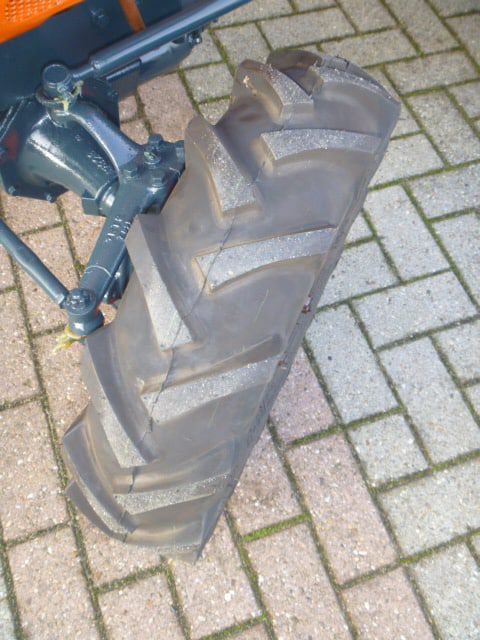 Kubota B7001 4wd - Afbeelding 13