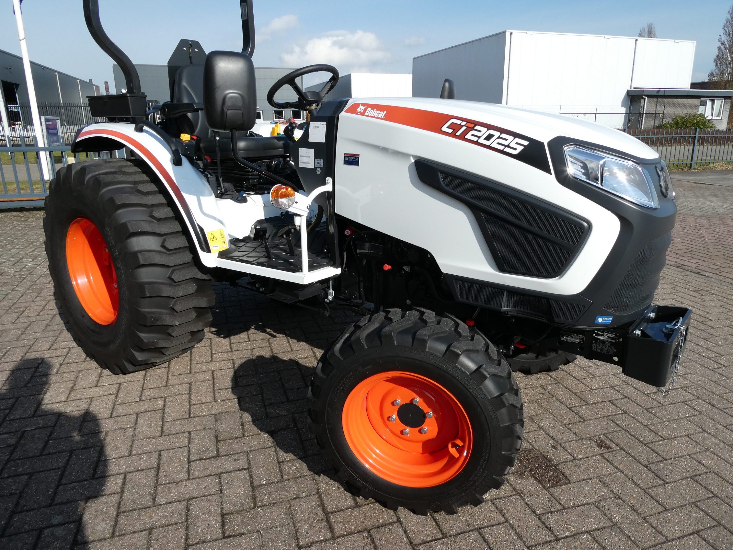 Bobcat CT2025 4wd HST - Afbeelding 2