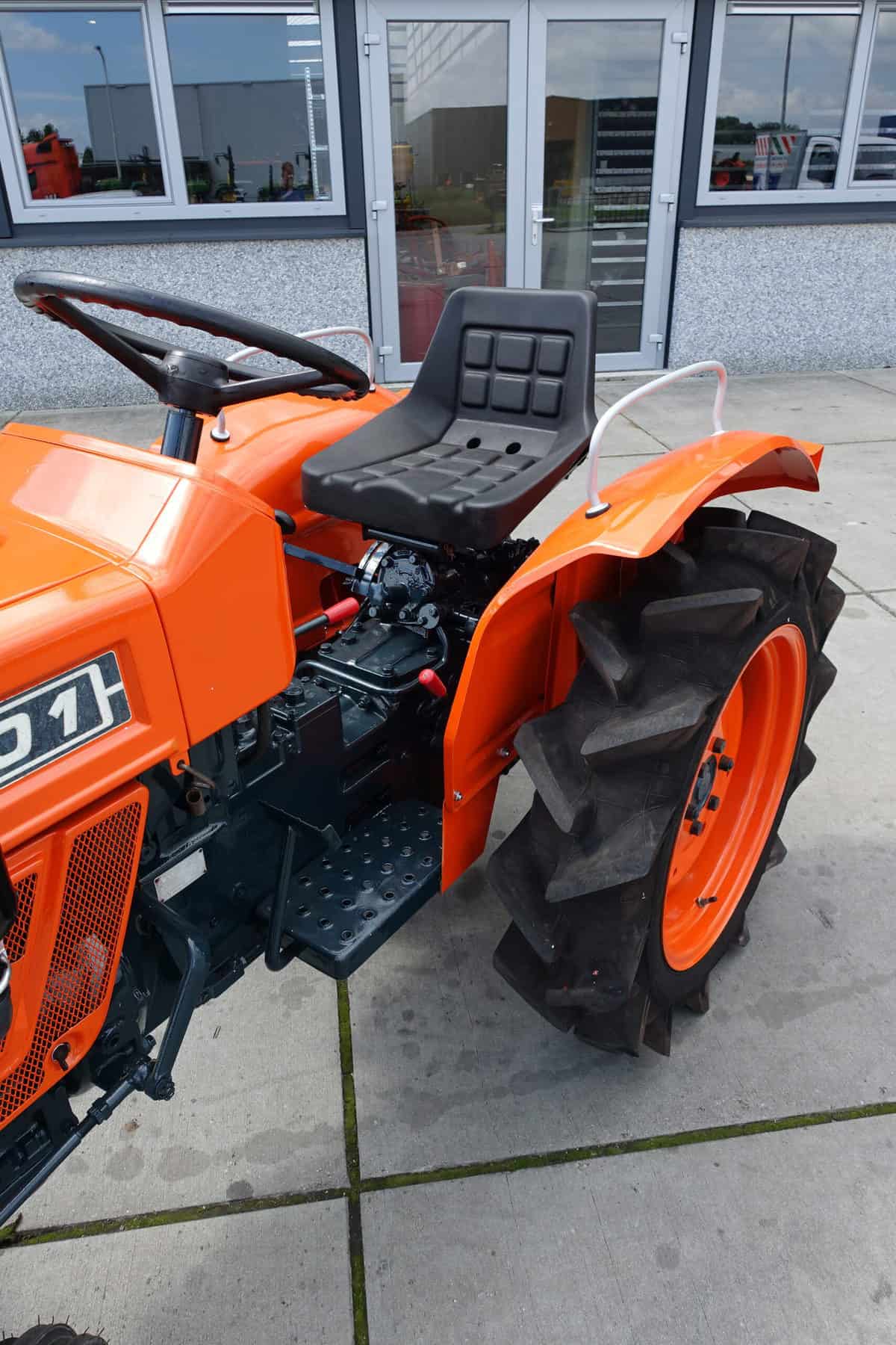 Kubota L1501 2wd - Afbeelding 8