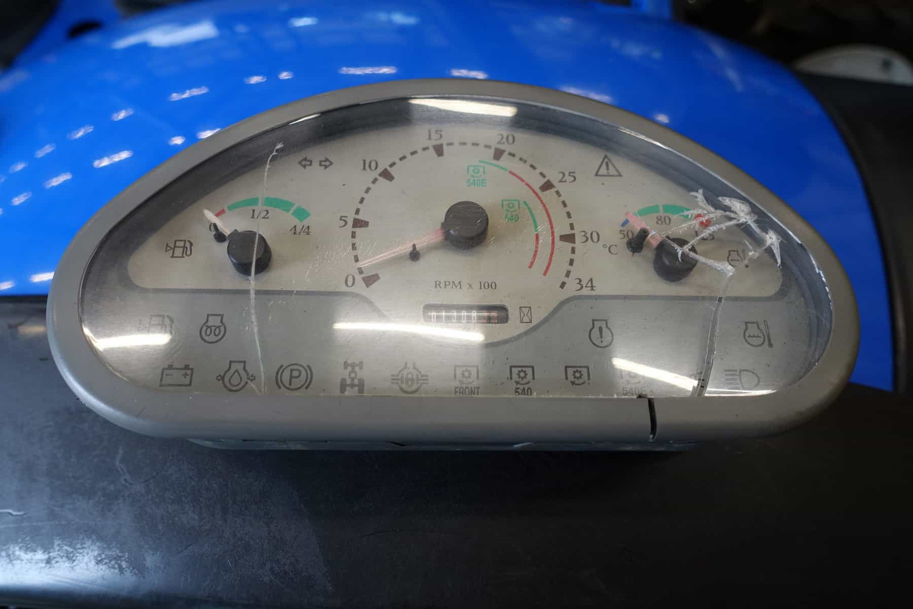 New Holland T3030 4wd - Afbeelding 11