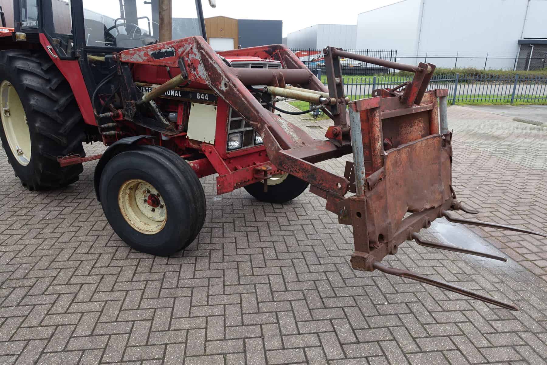 International 644 2wd - Afbeelding 32