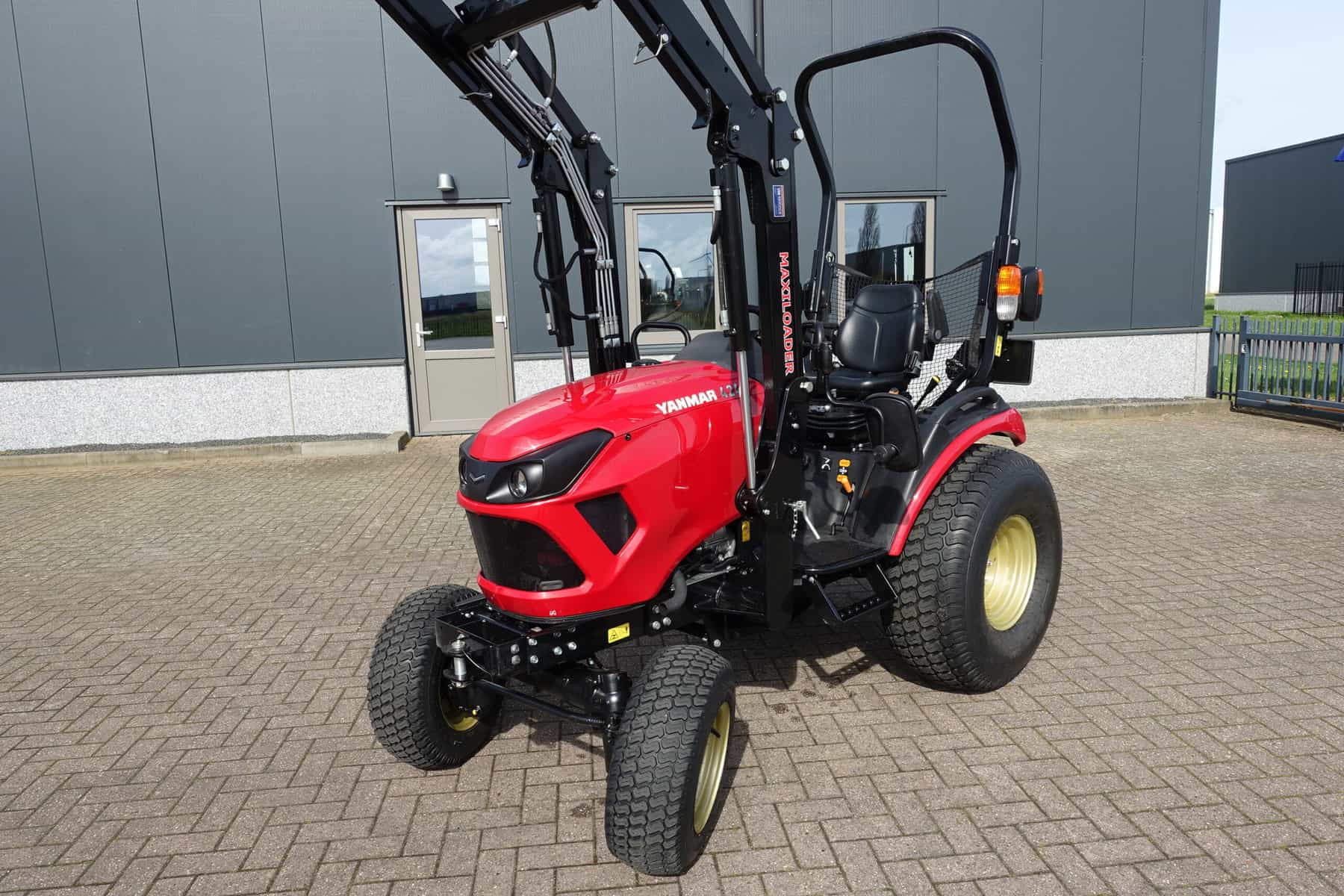 Yanmar SA424 4wd HST - Afbeelding 4