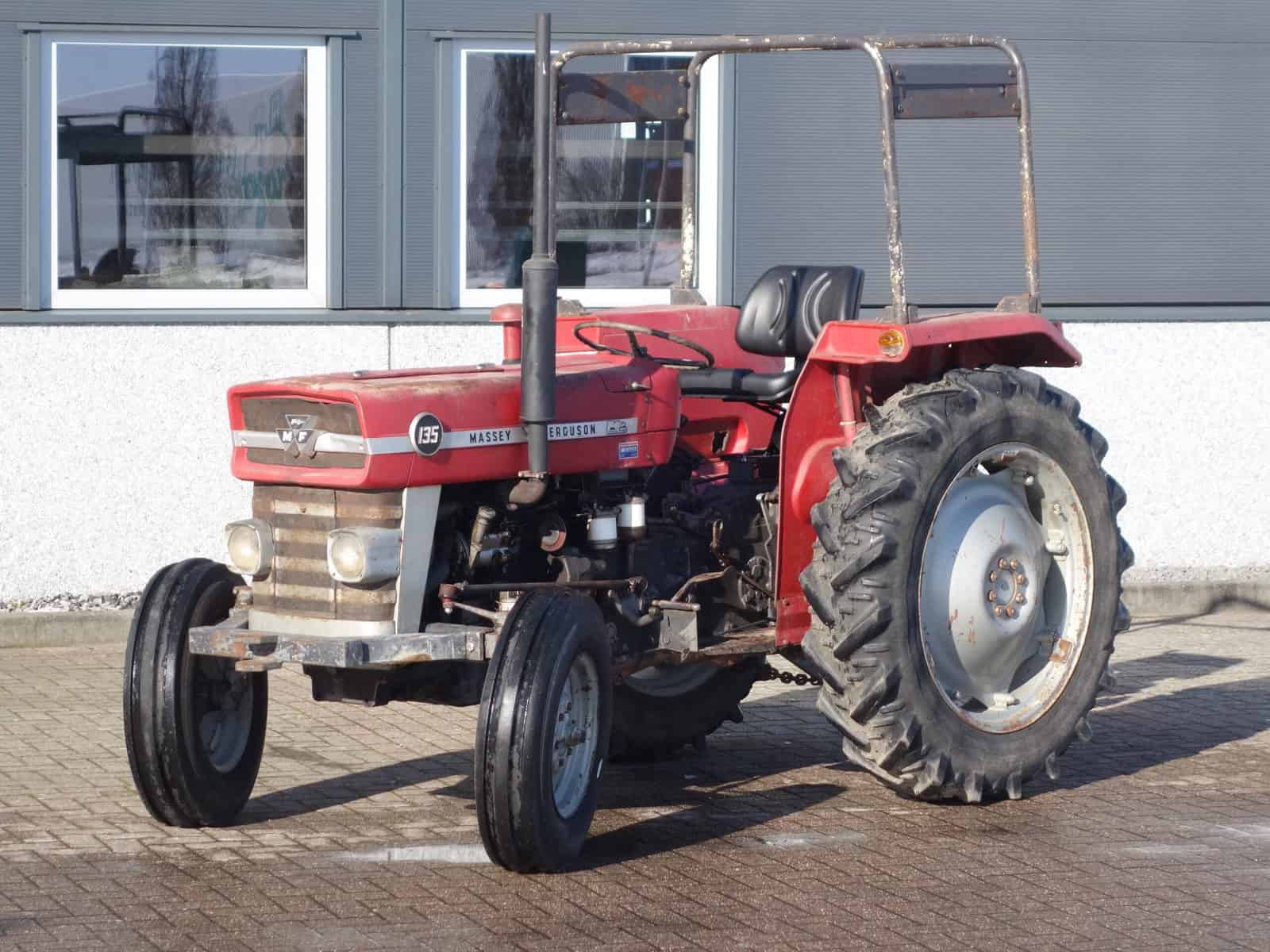 MF135 2wd