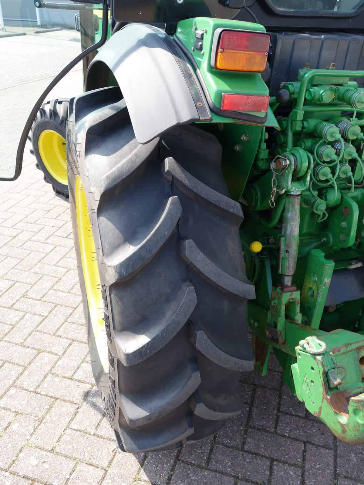 John Deere 5615V 4wd - Afbeelding 28