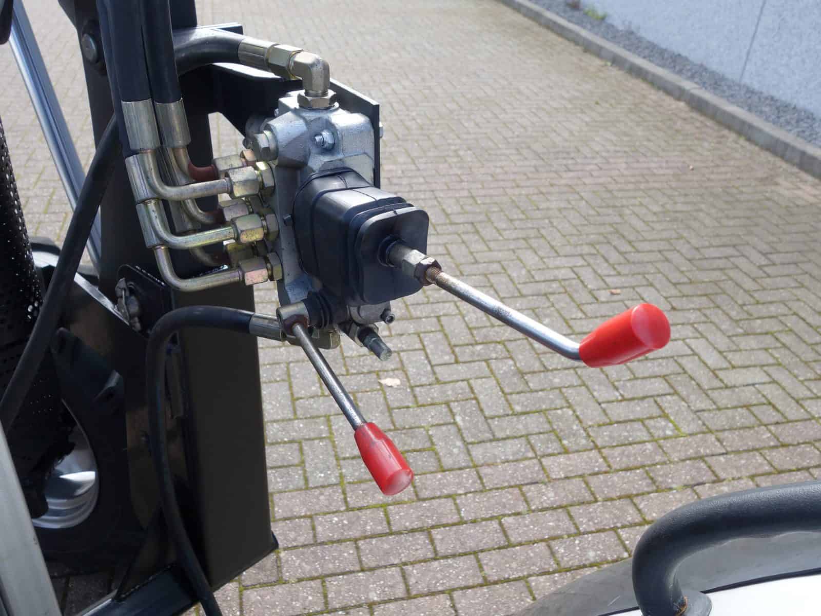 Eurotrac F40 4wd - Afbeelding 12