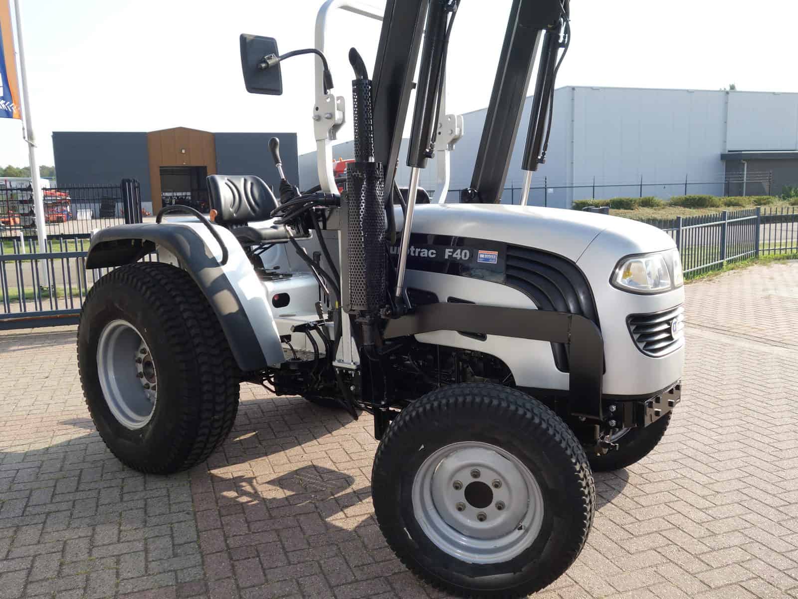 Eurotrac F40 4wd - Afbeelding 2