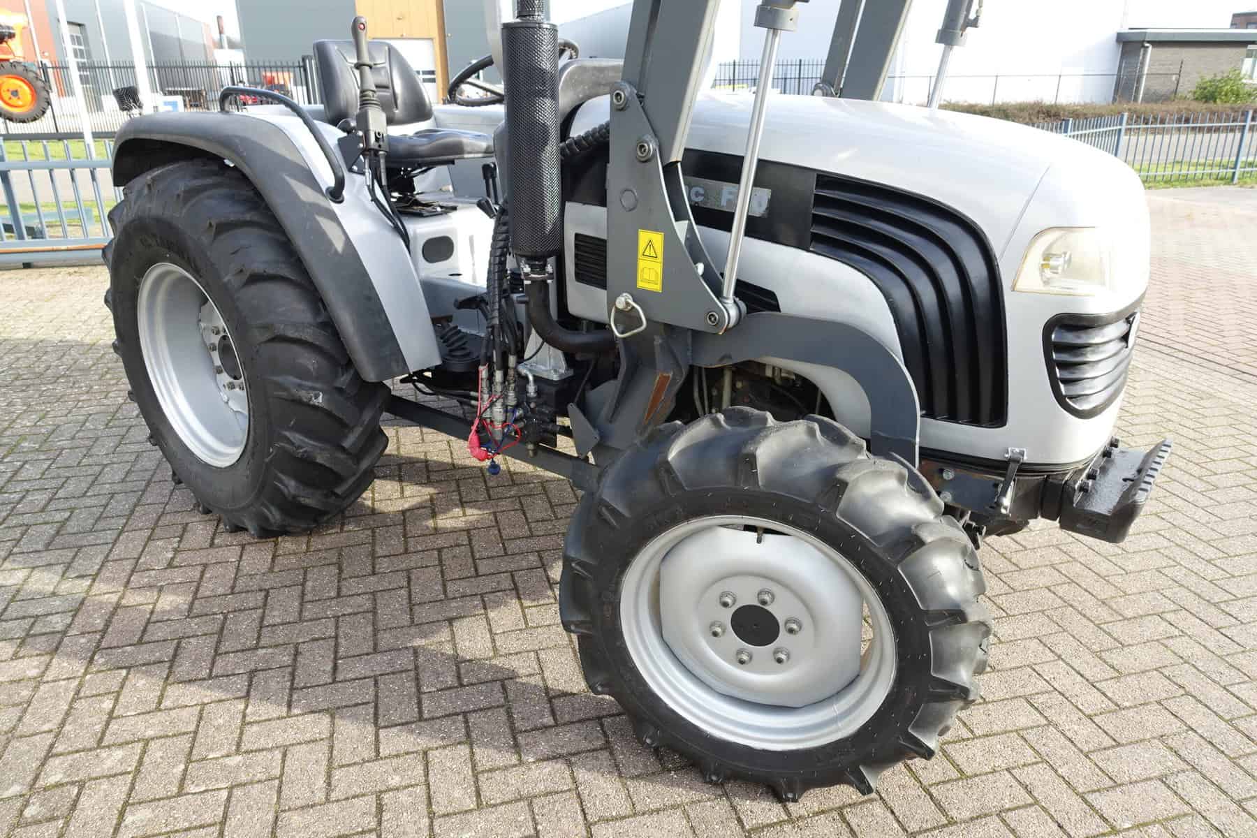 Eurotrac F40 4wd - Afbeelding 2