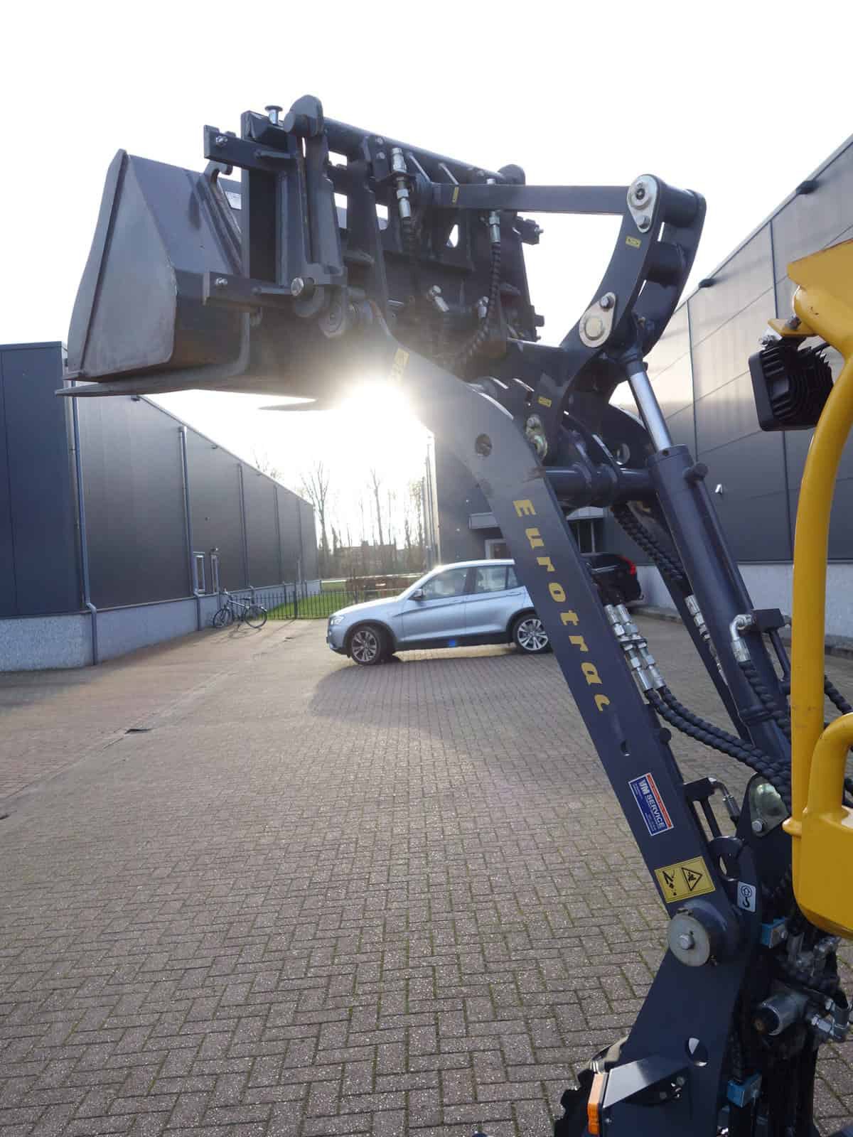 Eurotrac W10 4wd HST - Afbeelding 32