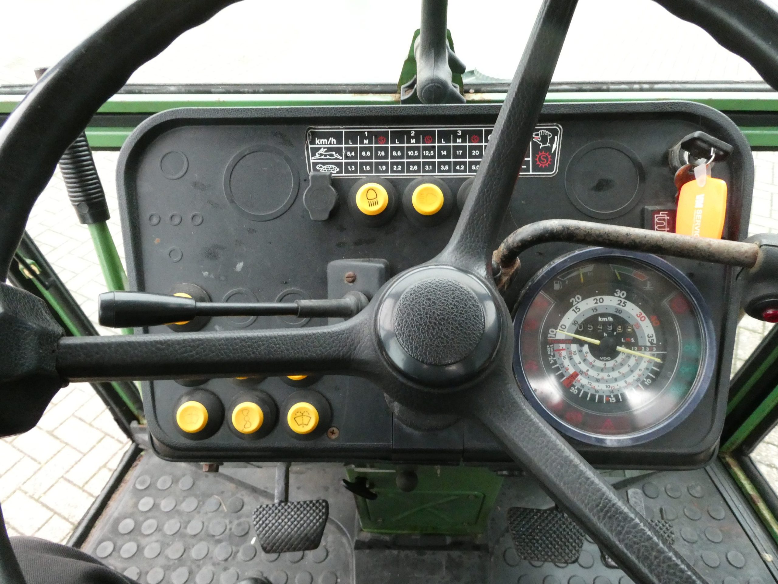 Fendt 305LS 2wd - Afbeelding 14