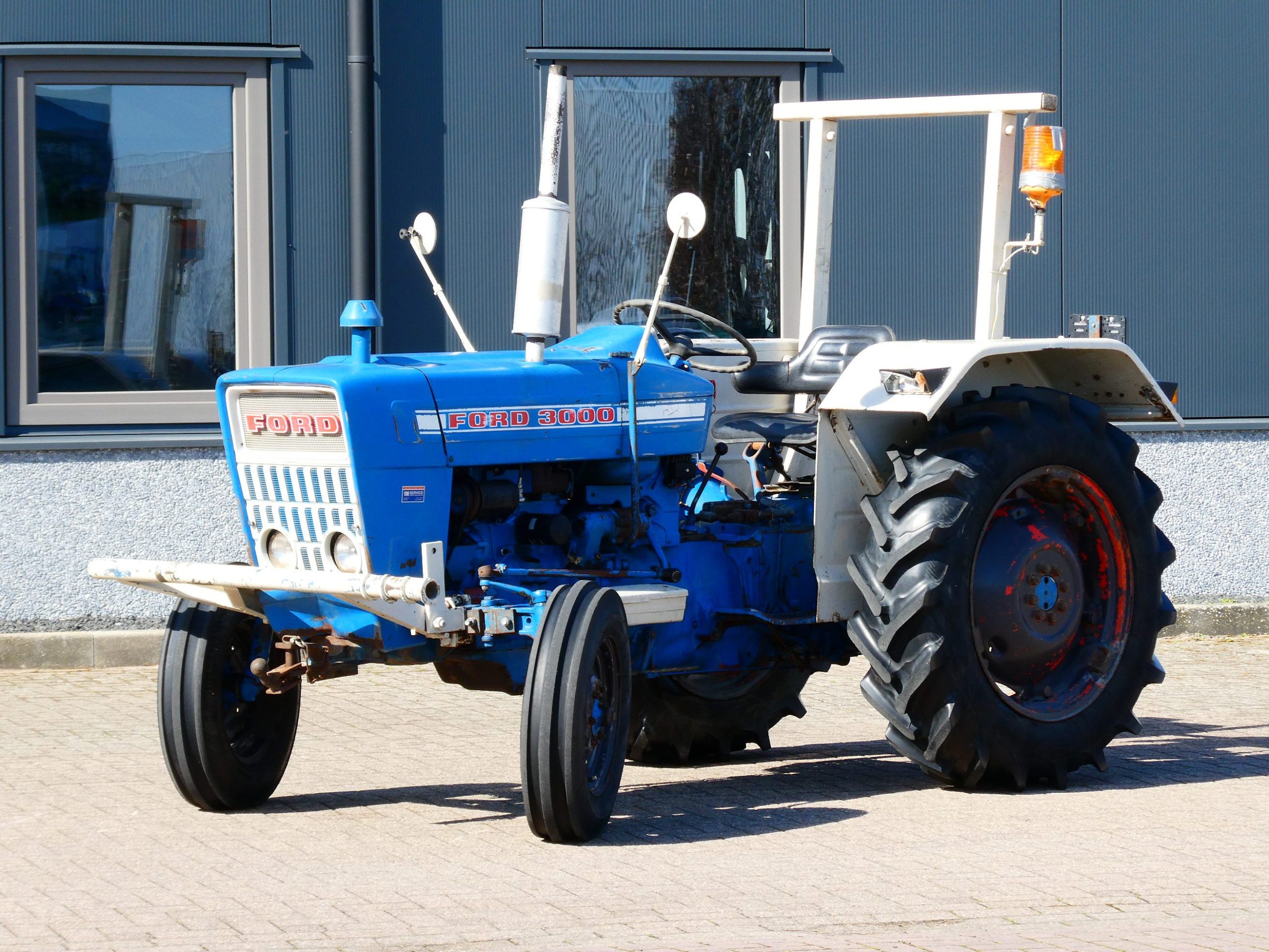 Ford 3000 2wd
