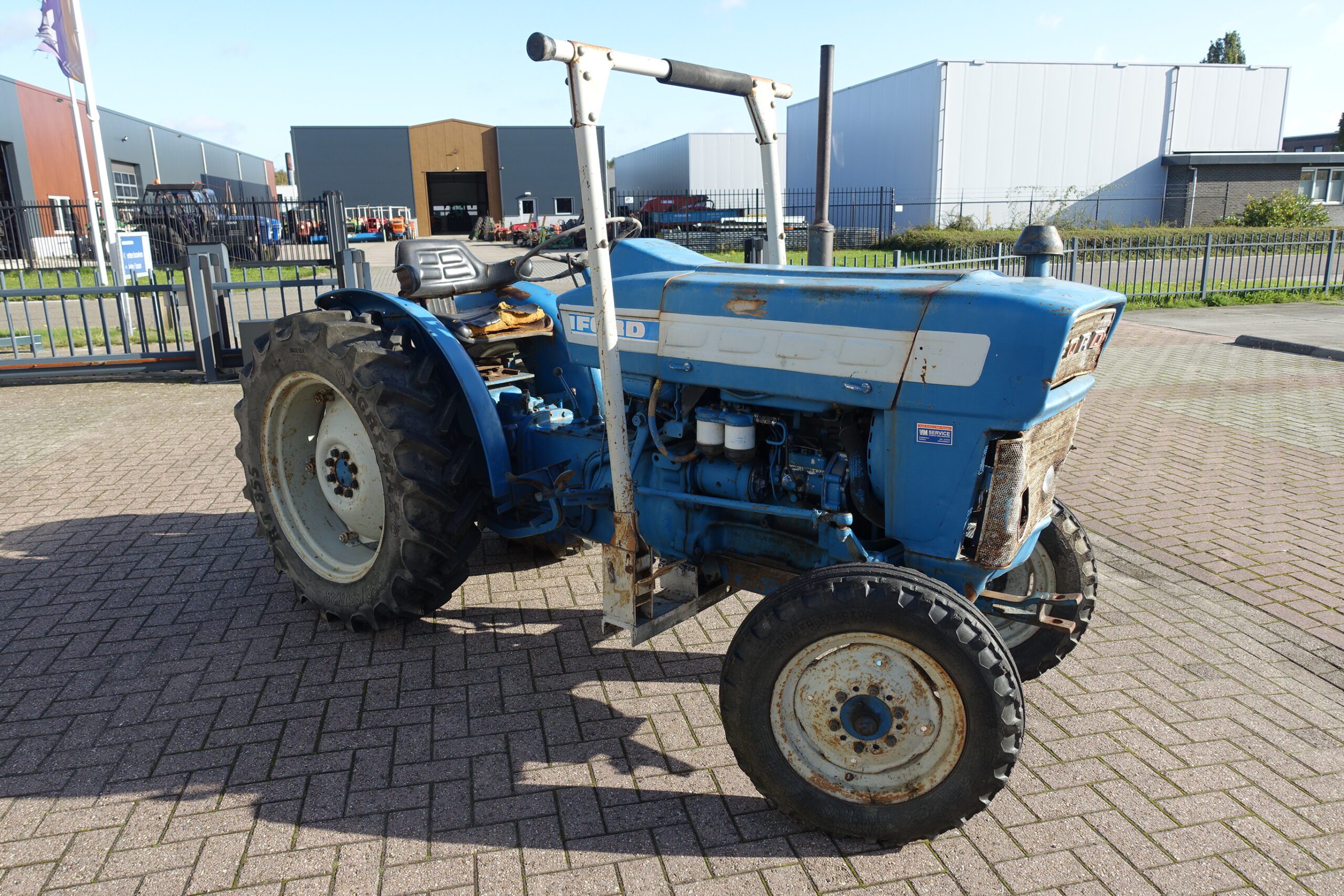 Ford 3000 2wd - Afbeelding 2