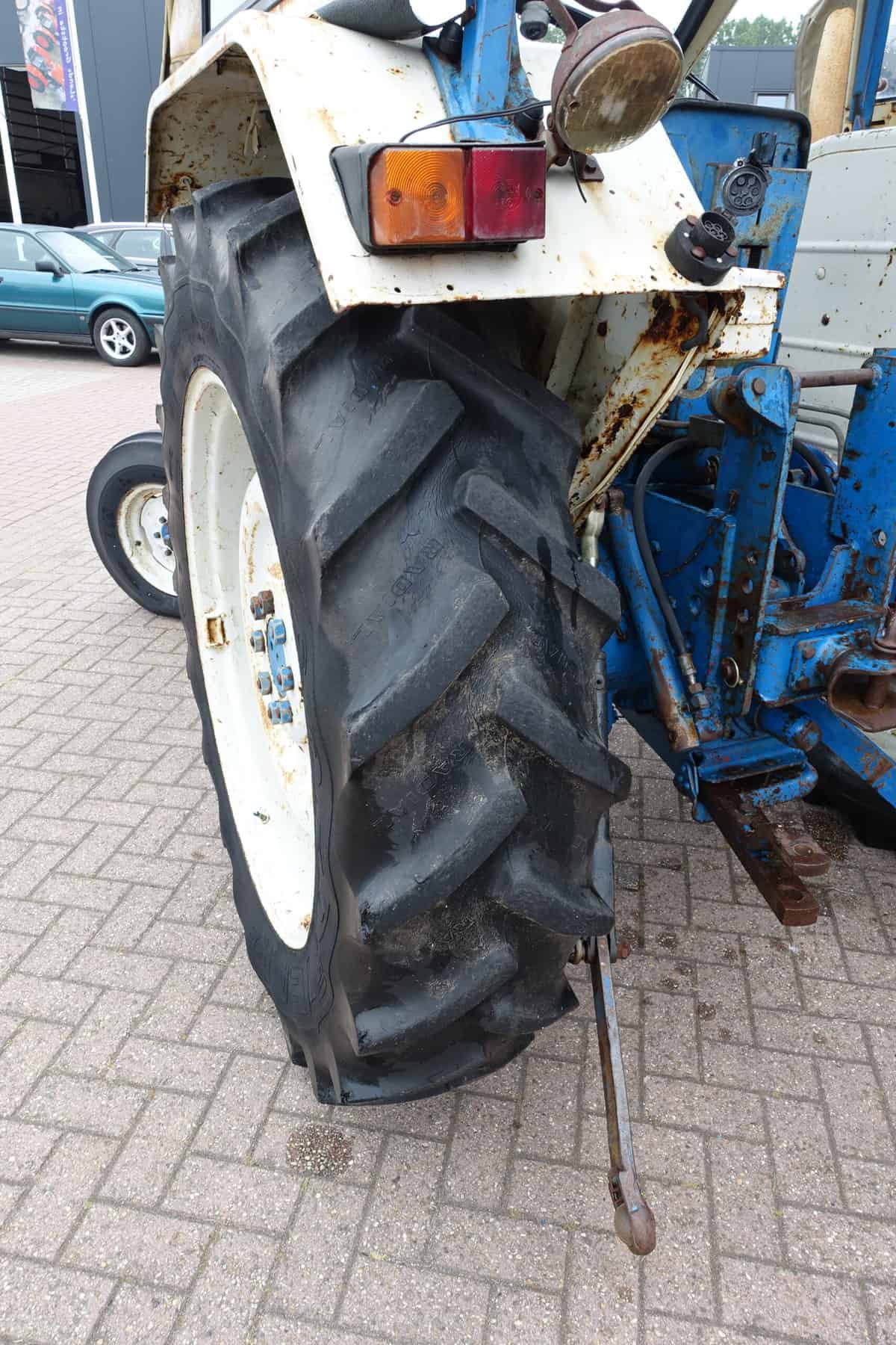 Ford 4600 2wd - Afbeelding 23