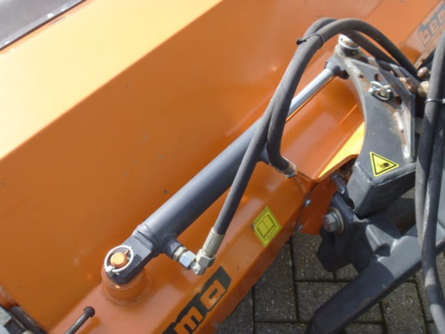 John Deere 2320 4wd HST - Afbeelding 54