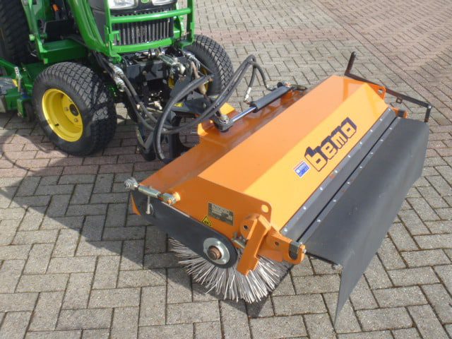 John Deere 2320 4wd HST - Afbeelding 46