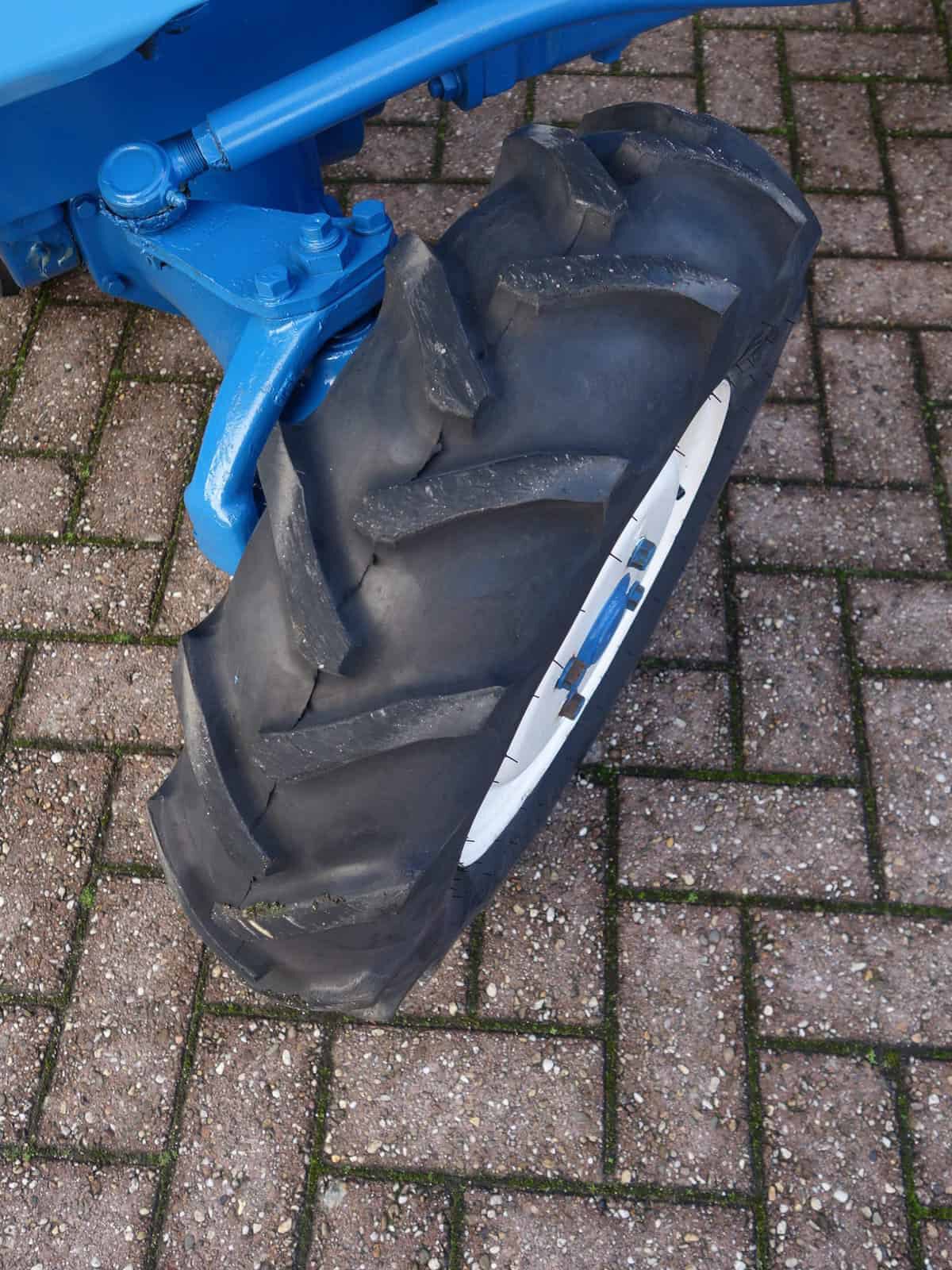 Hinomoto E14 4wd - Afbeelding 9