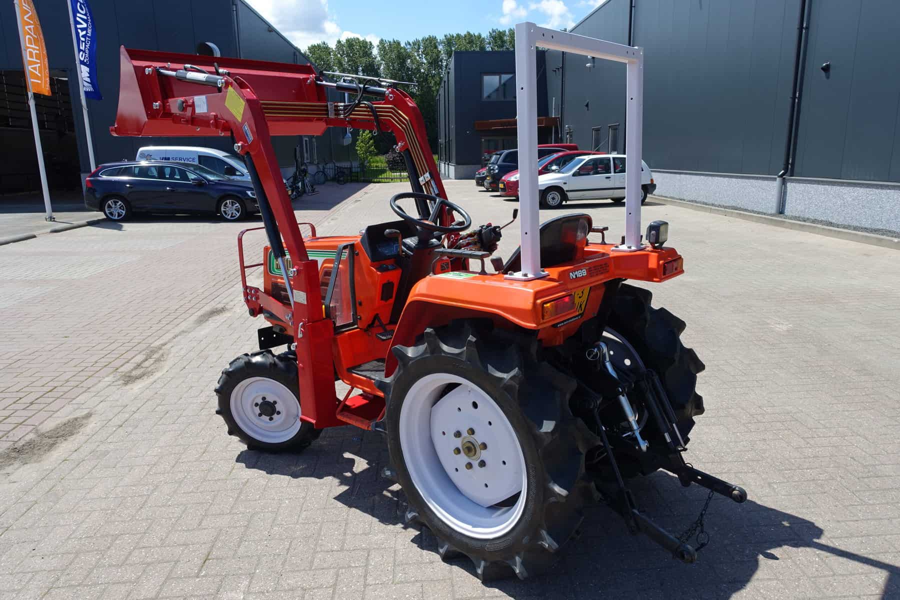 Hinomoto N189 4wd - Afbeelding 17