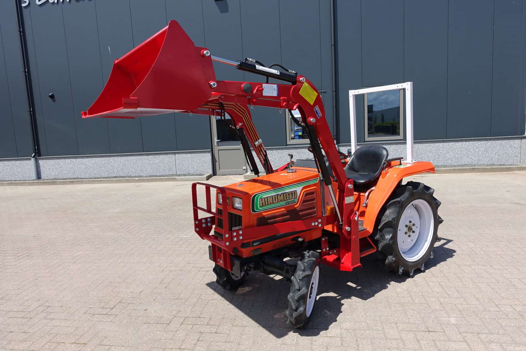 Hinomoto N189 4wd - Afbeelding 3