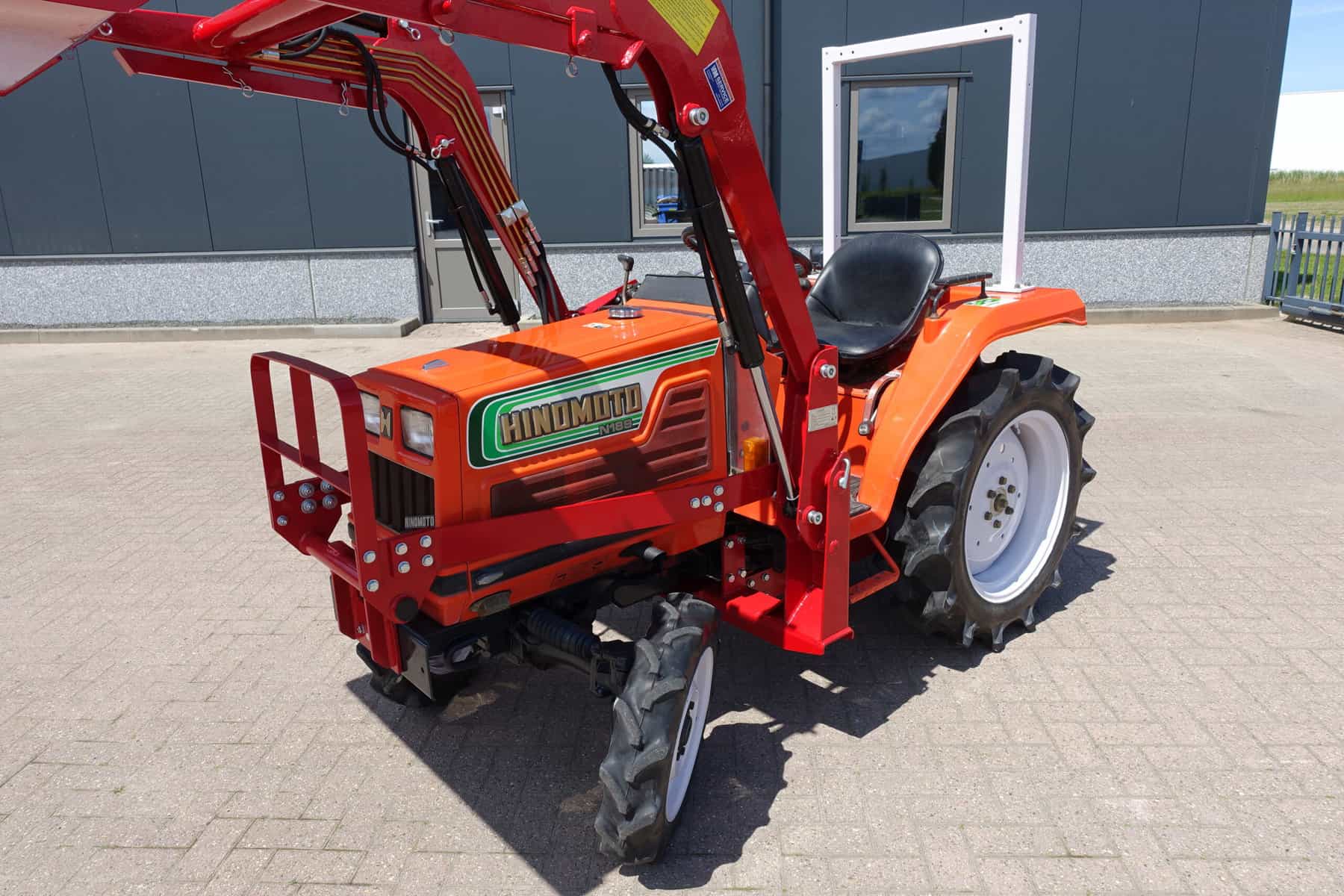 Hinomoto N189 4wd - Afbeelding 4