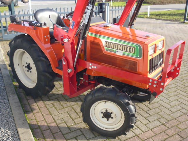 Hinomoto N189 4wd - Afbeelding 2