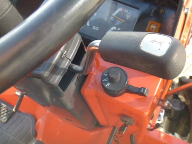 Hinomoto N209 4wd - Afbeelding 13