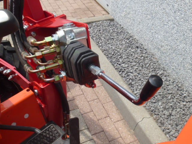 Hinomoto N239 4wd - Afbeelding 10