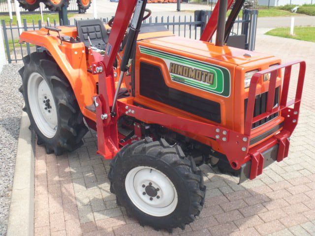 Hinomoto N239 4wd - Afbeelding 2