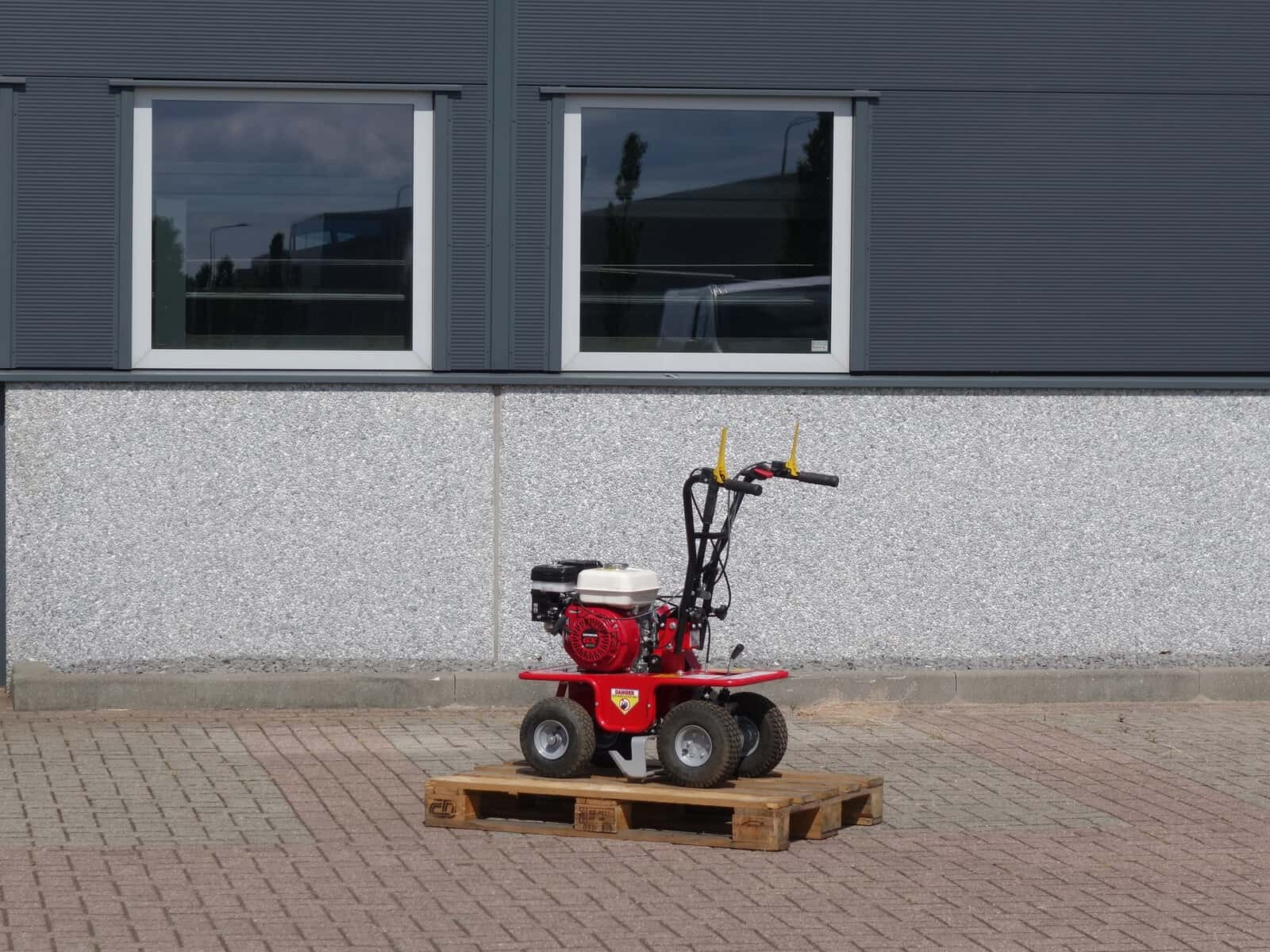 Ibea Graszodensnijder