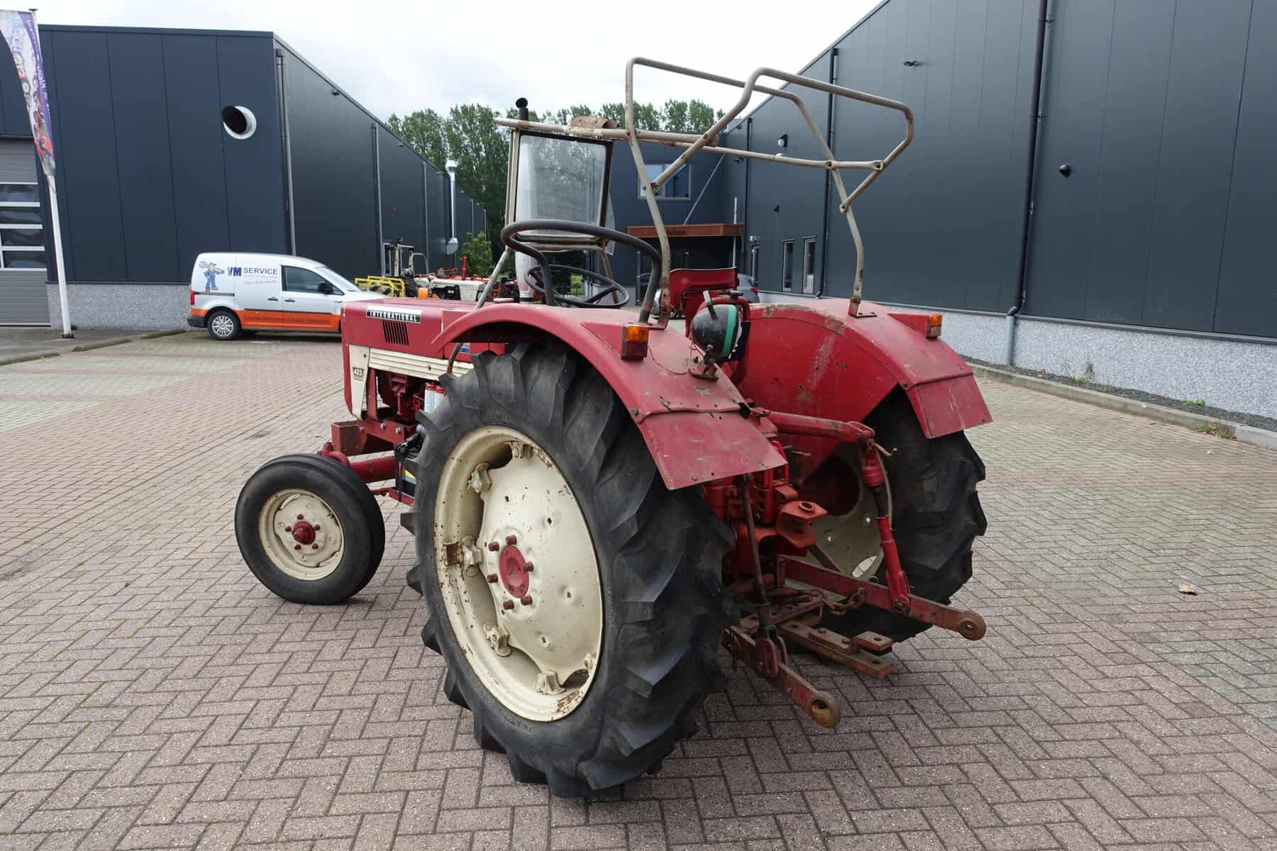 International 423 2wd - Afbeelding 12
