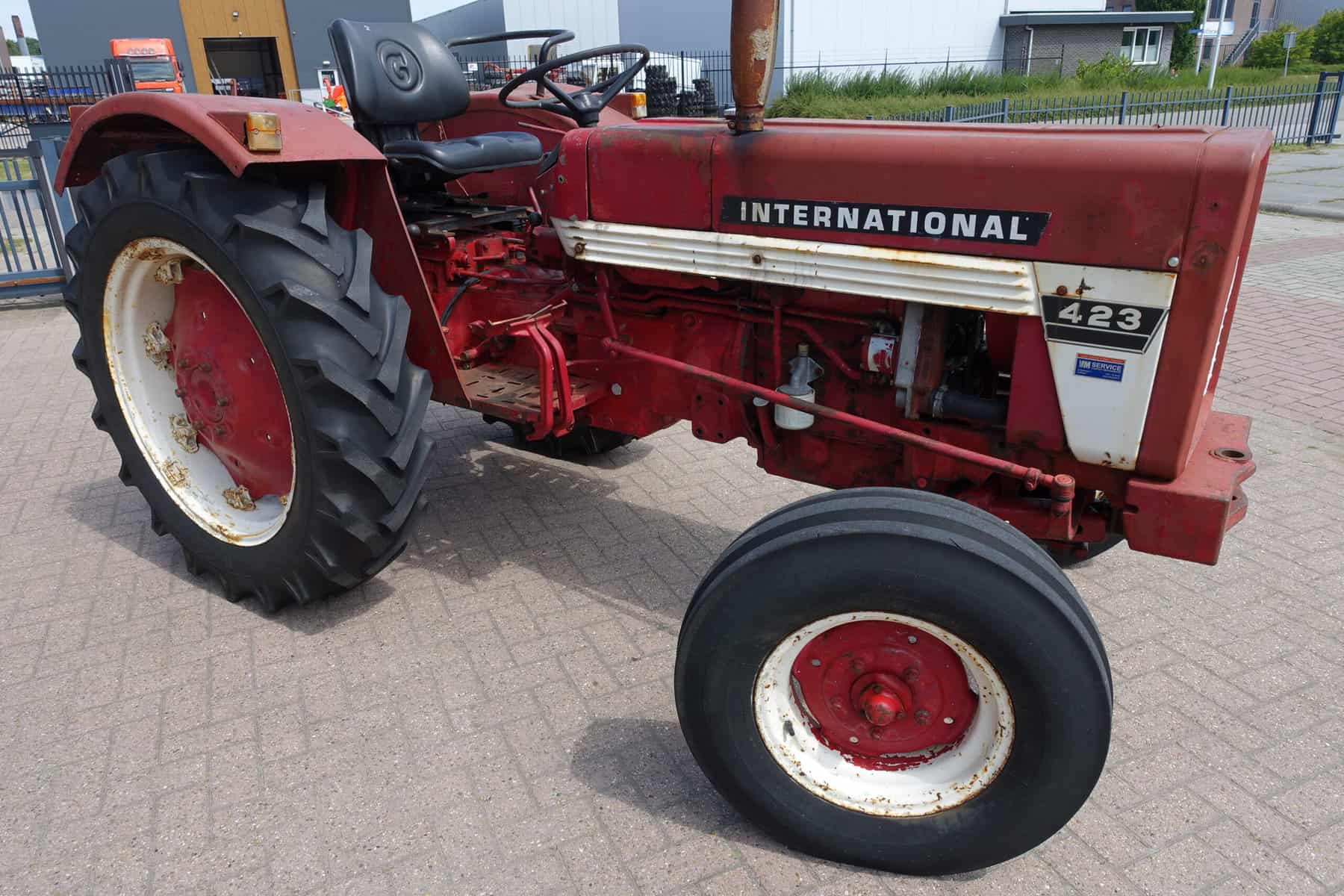International 423 2wd - Afbeelding 2