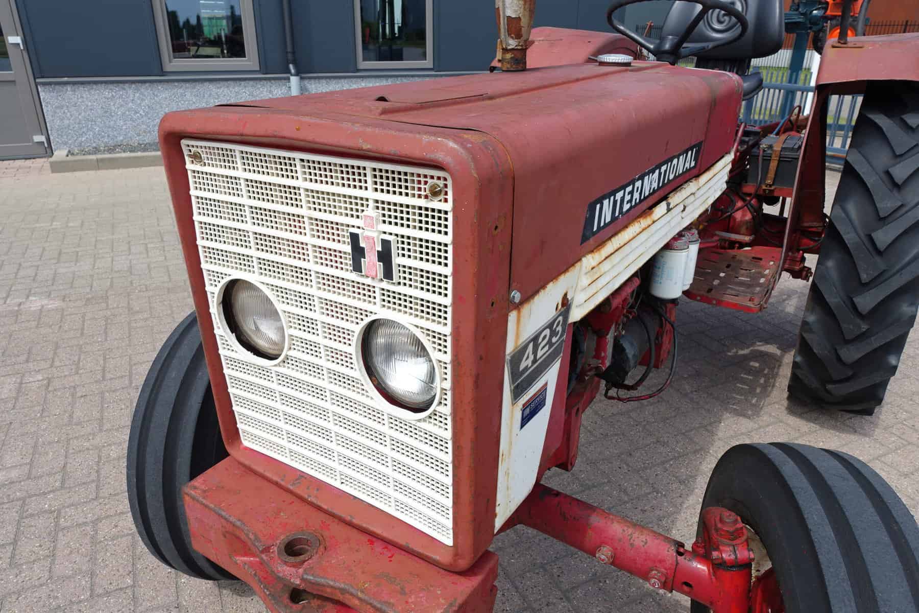 International 423 2wd - Afbeelding 4
