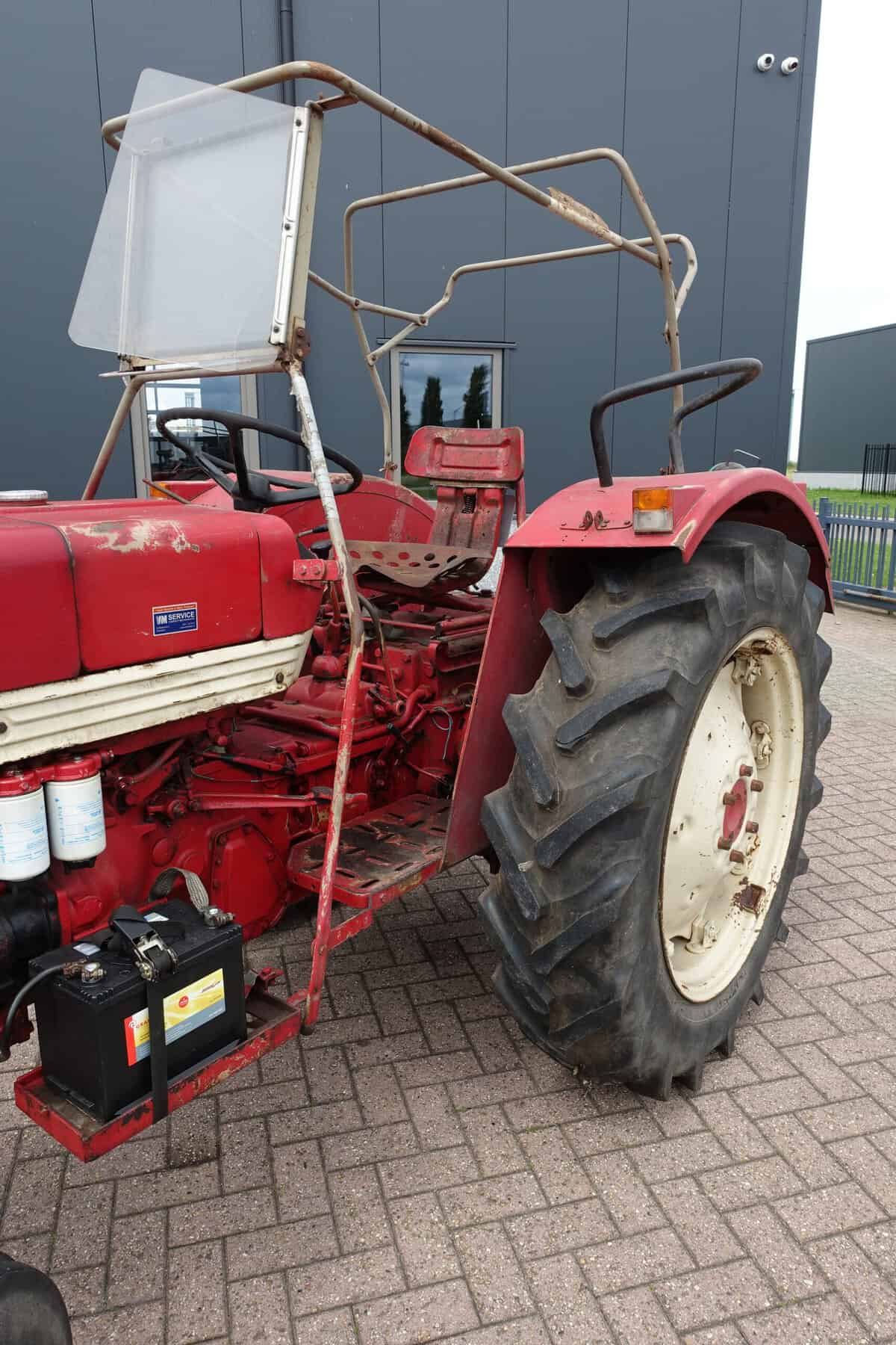 International 423 2wd - Afbeelding 8