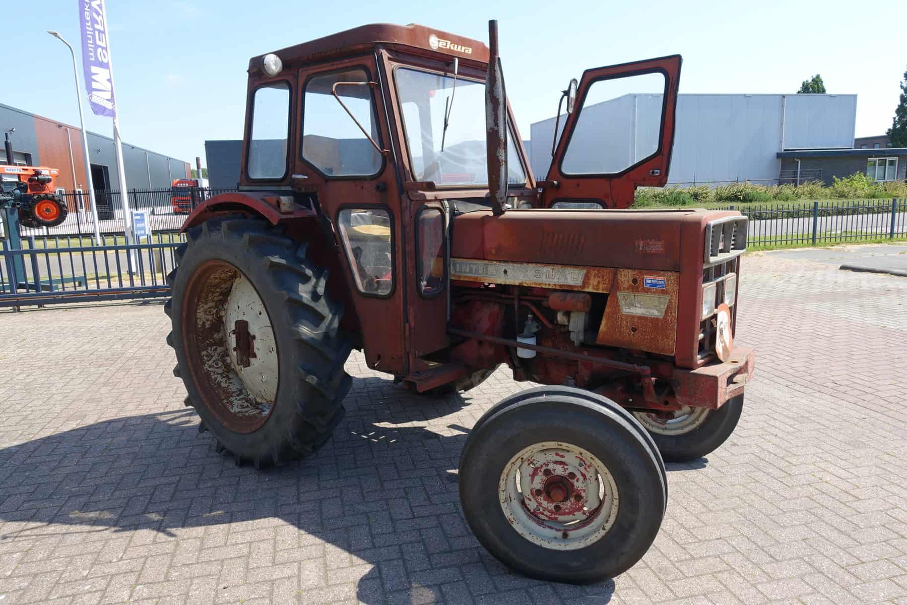 International 453 2wd - Afbeelding 2