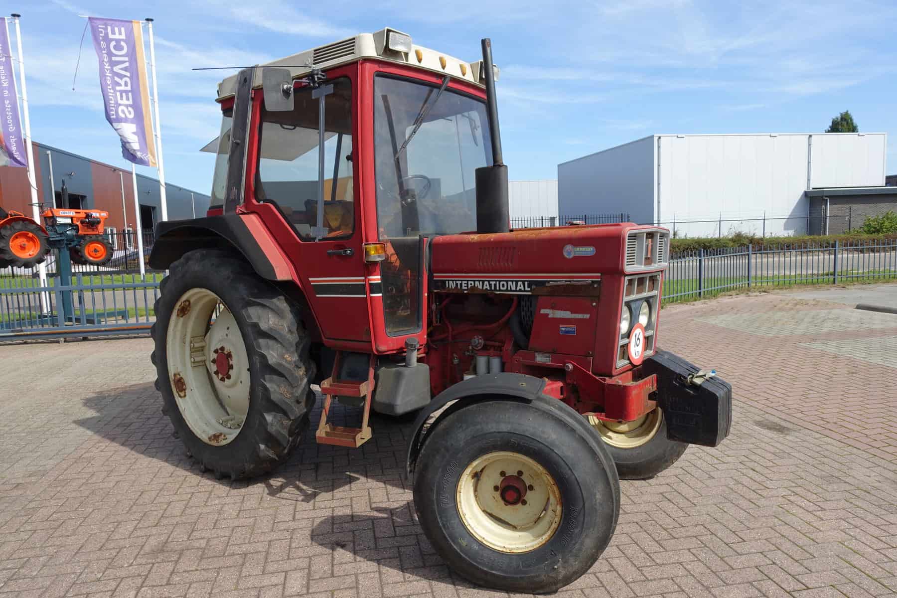 International 585XL 2wd - Afbeelding 2