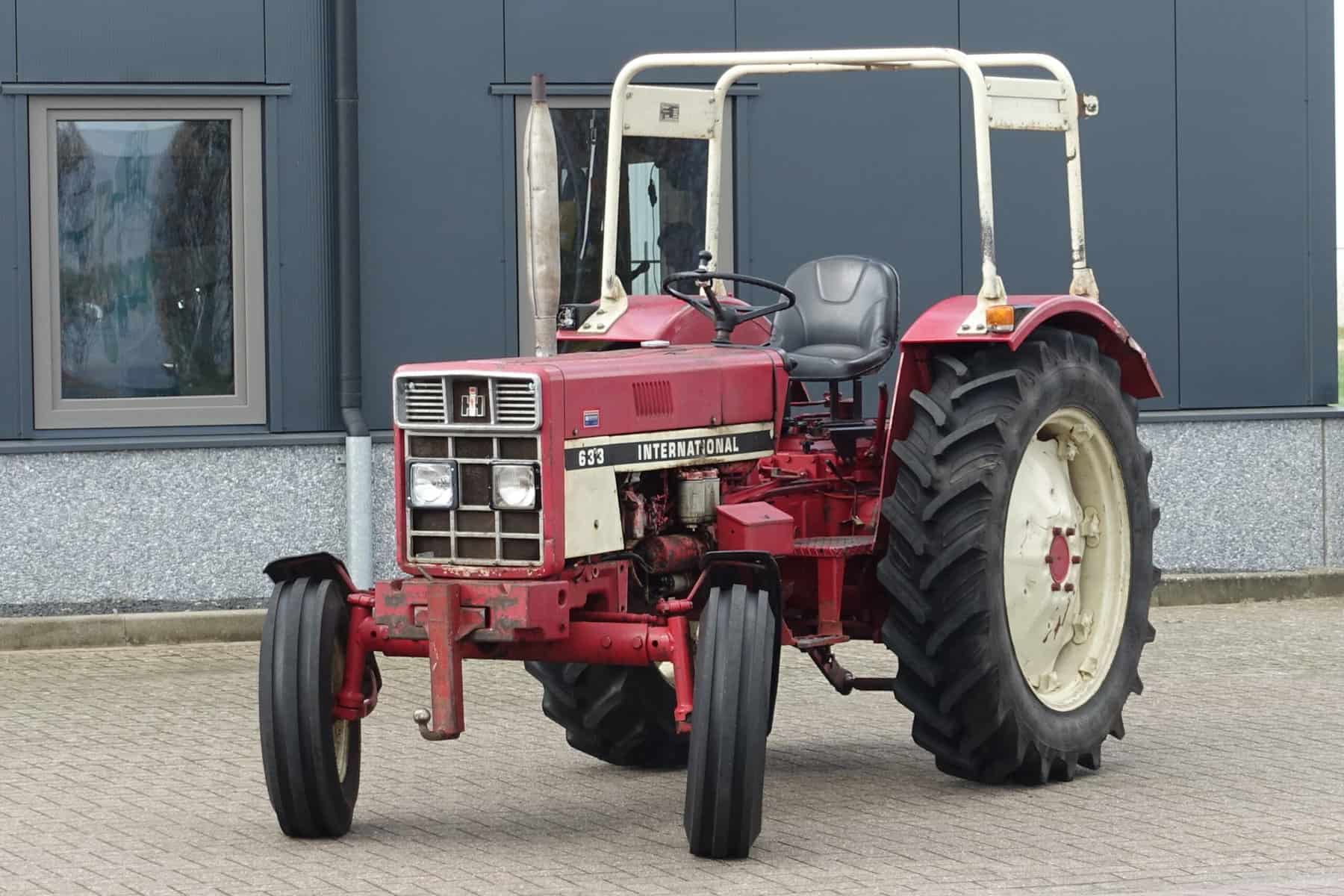 International 633 2wd