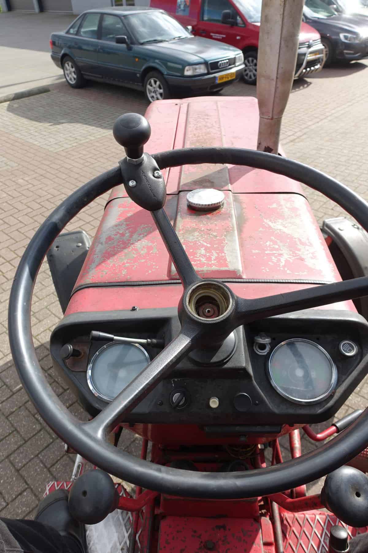 International 633 2wd - Afbeelding 12