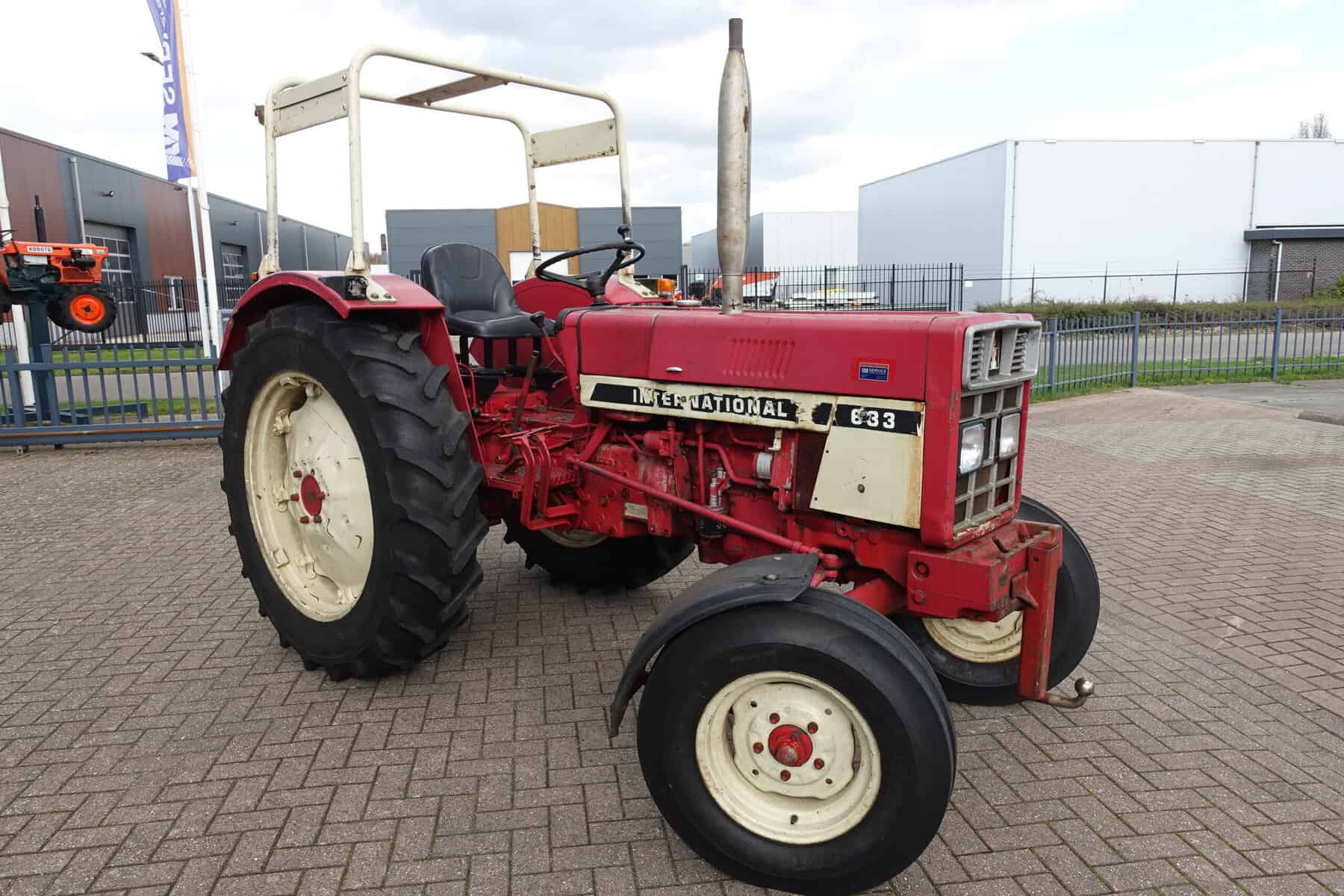 International 633 2wd - Afbeelding 2