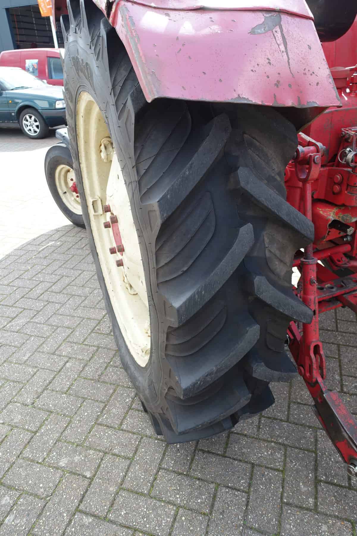 International 633 2wd - Afbeelding 24