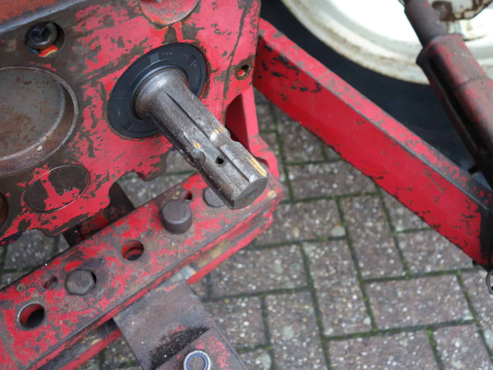 International 744 2wd - Afbeelding 16