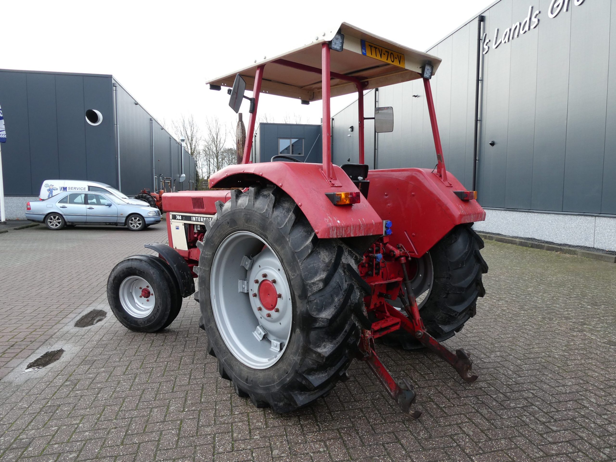 International 744 2wd - Afbeelding 18