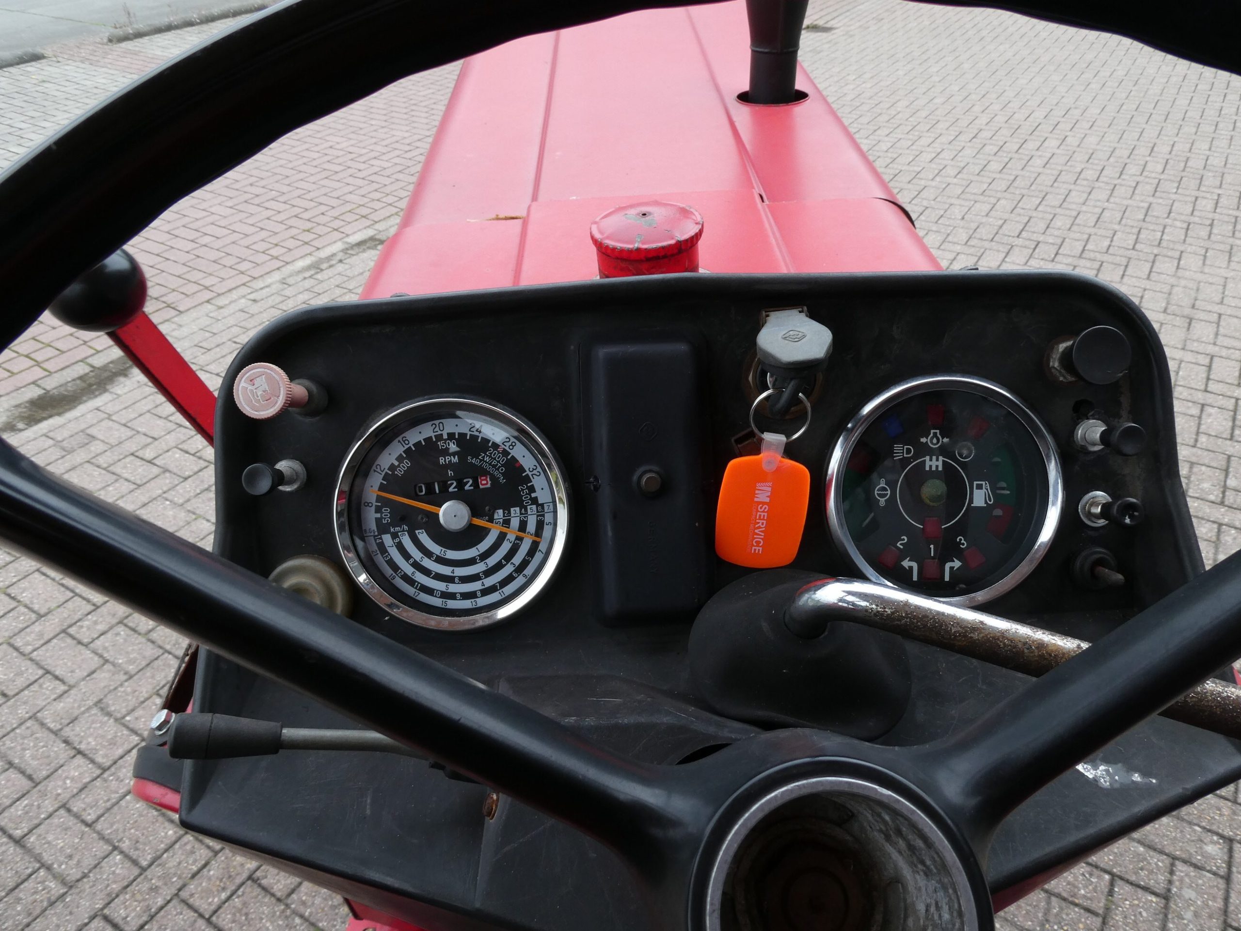 International 844-S 2wd - Afbeelding 17