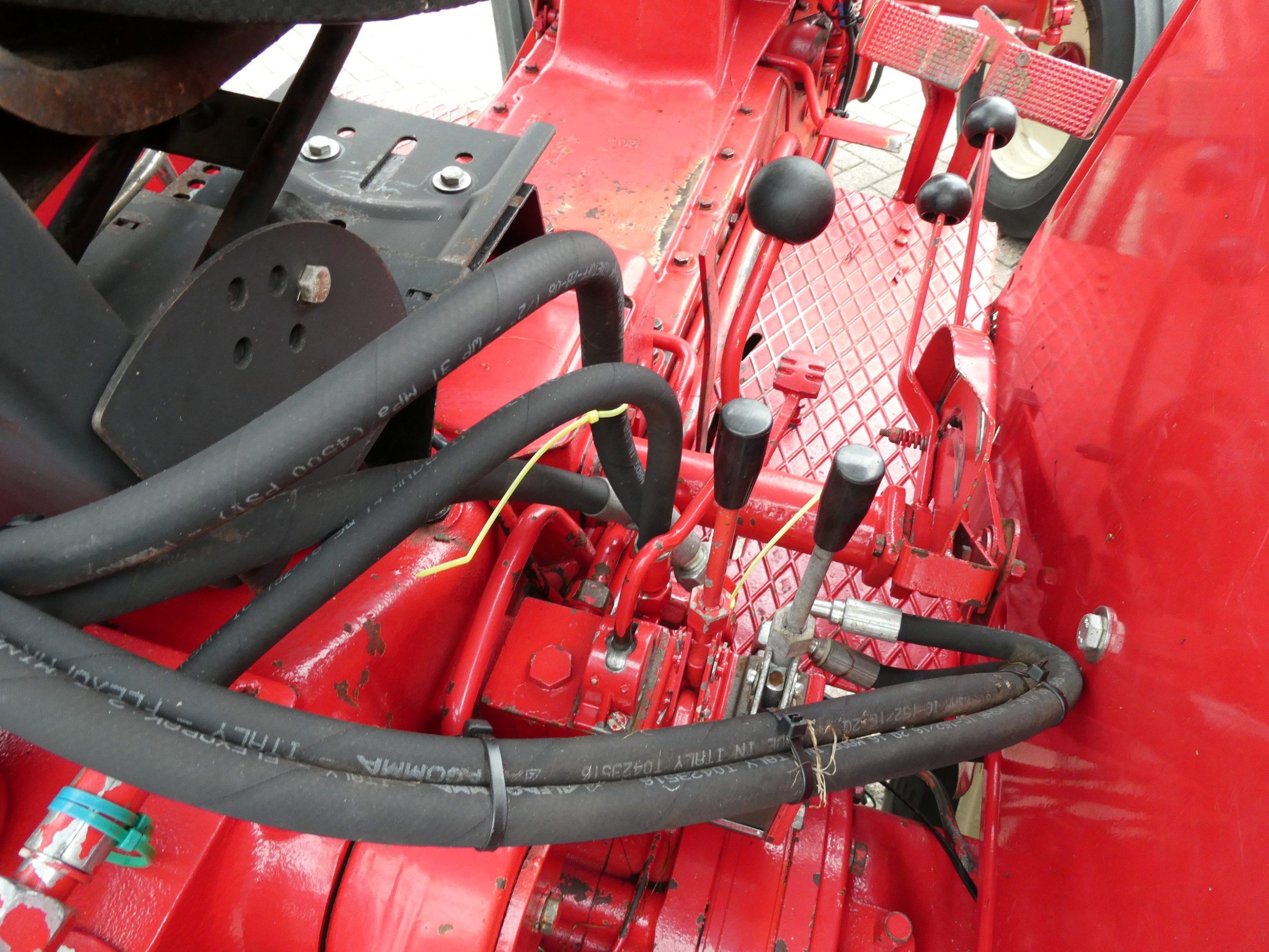 International 844-S 2wd - Afbeelding 35