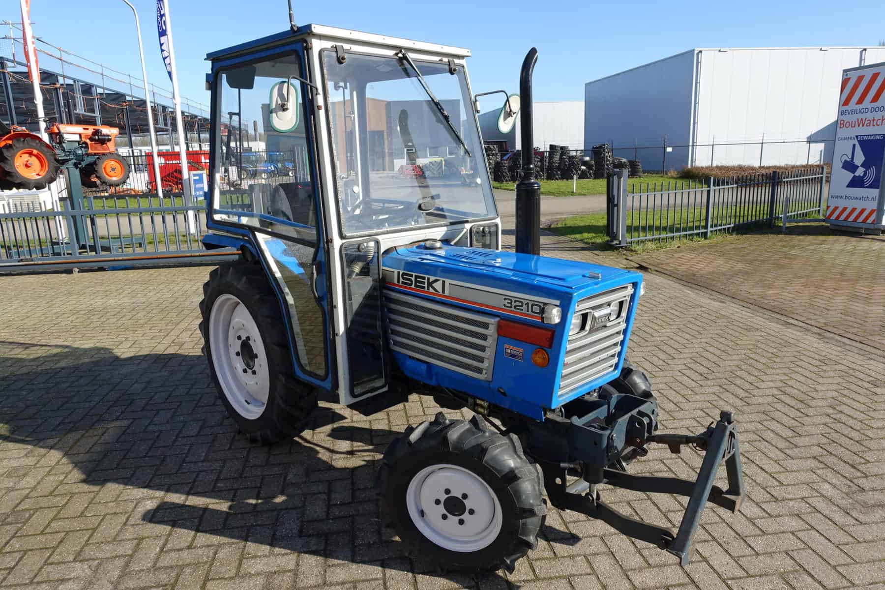 Iseki 3210 4wd - Afbeelding 2