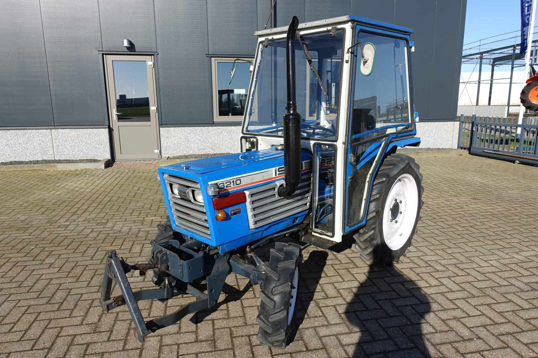 Iseki 3210 4wd - Afbeelding 3